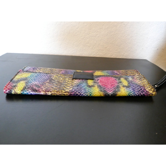 Colorful Reptile Embossed Pattern Wristlet Clutch Cocktail Evening Bag - Picture 9 of 16